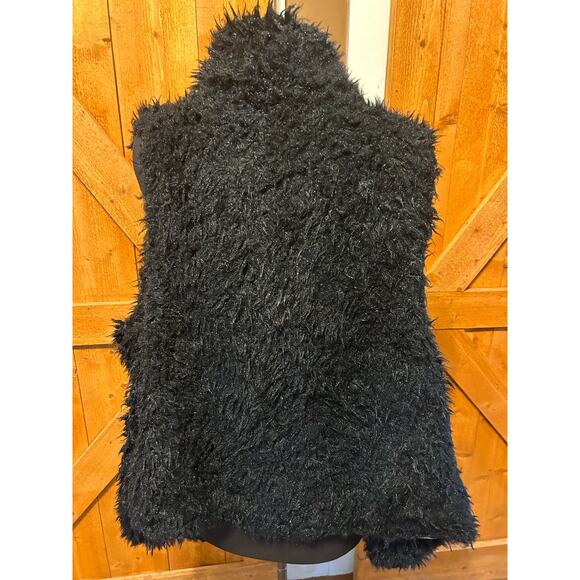 Women's L/XL Draped Chunky Faux Fur Vest Black Fall Winter Boutique - Picture 7 of 7